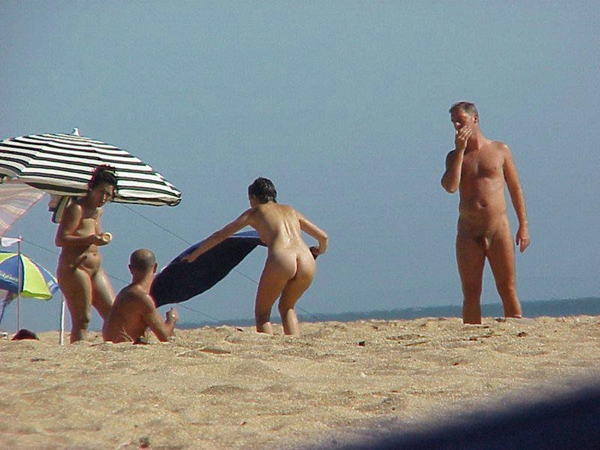 Fucking Beach - Naked Sex Beach; Amateur Beach 