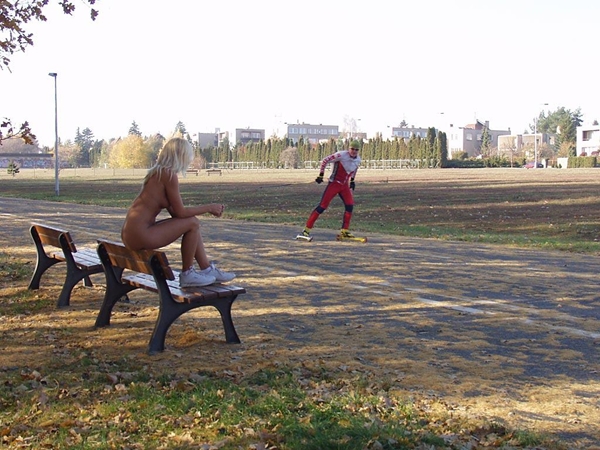 Hot Chicks Flashing - Public Outdoor Nude; Amateur Public 