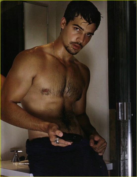 Steven Strait; Men 