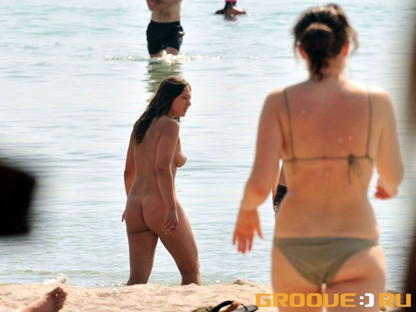 Pussy on Beach - Nude Beach Porn; Amateur Beach 