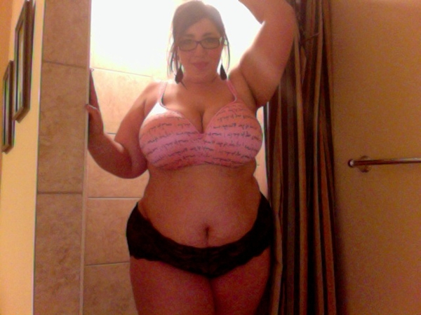 Pink Bra - Imgur; BBW Big Tits 