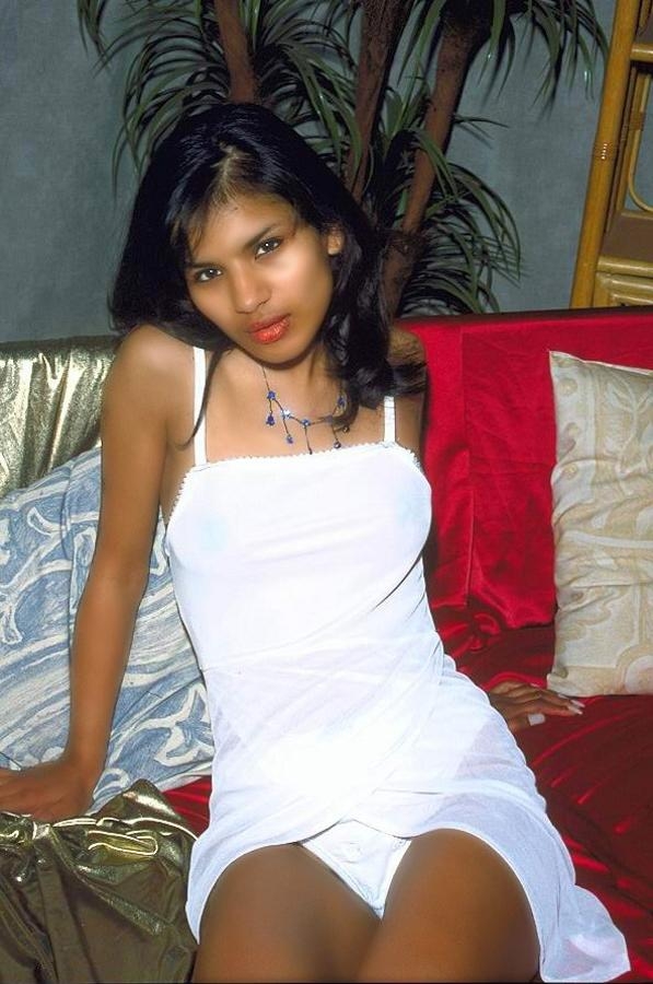 Indian Dream Girl Anchal Strips Down & Pleasures Herself; Babe Small Tits Hot Erotic Indian 