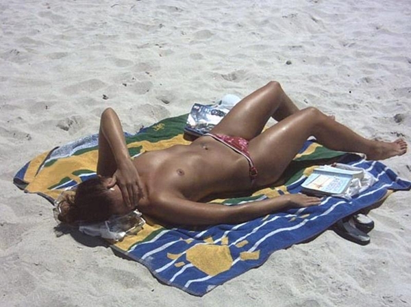 Nude and Beach - Teenager Girl Beach; Amateur Beach 