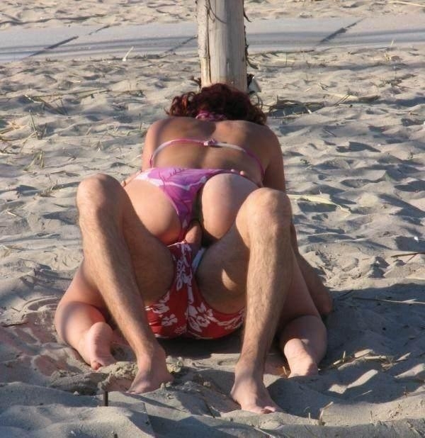 Pussy on Beach - Boob On The Beach; Hardcore 