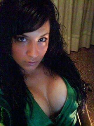 Amateur Girls Facebook pics and more; Amateur Babe Big Tits Brunette 