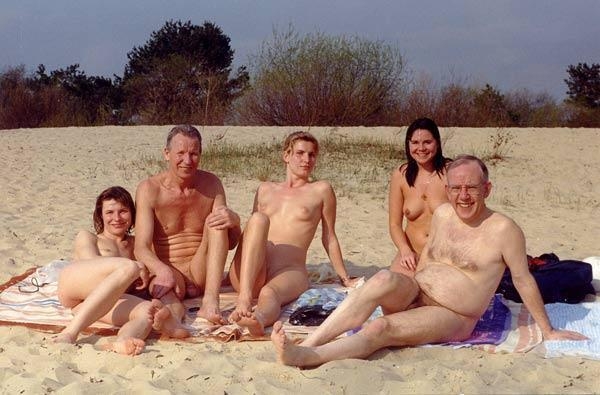 Nude and Beach - Girl Beach Pussy Blonde; Amateur Beach 