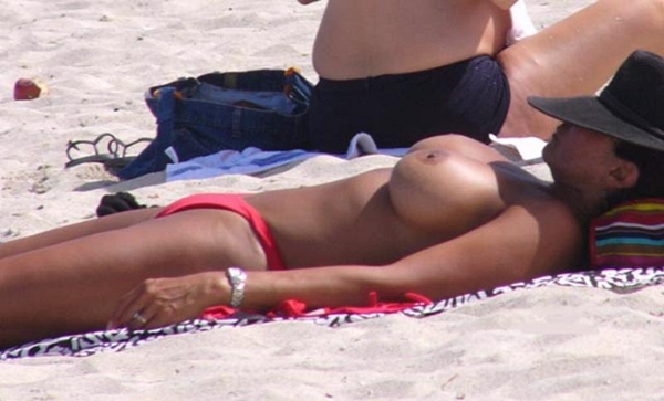 Nude and Beach - Round Butt On Beach; Amateur Beach 