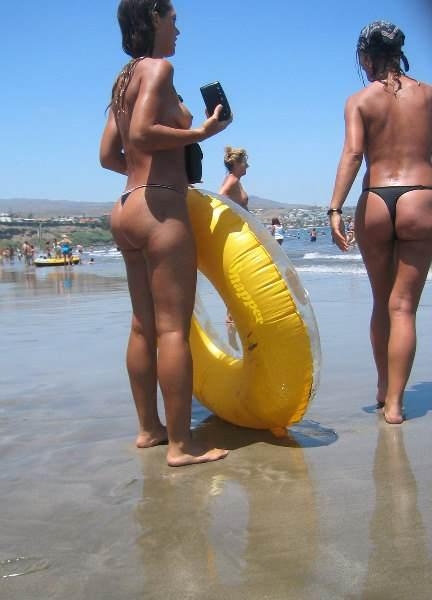 Boobs on Beach - Nice Butts On Beach; Amateur Beach 
